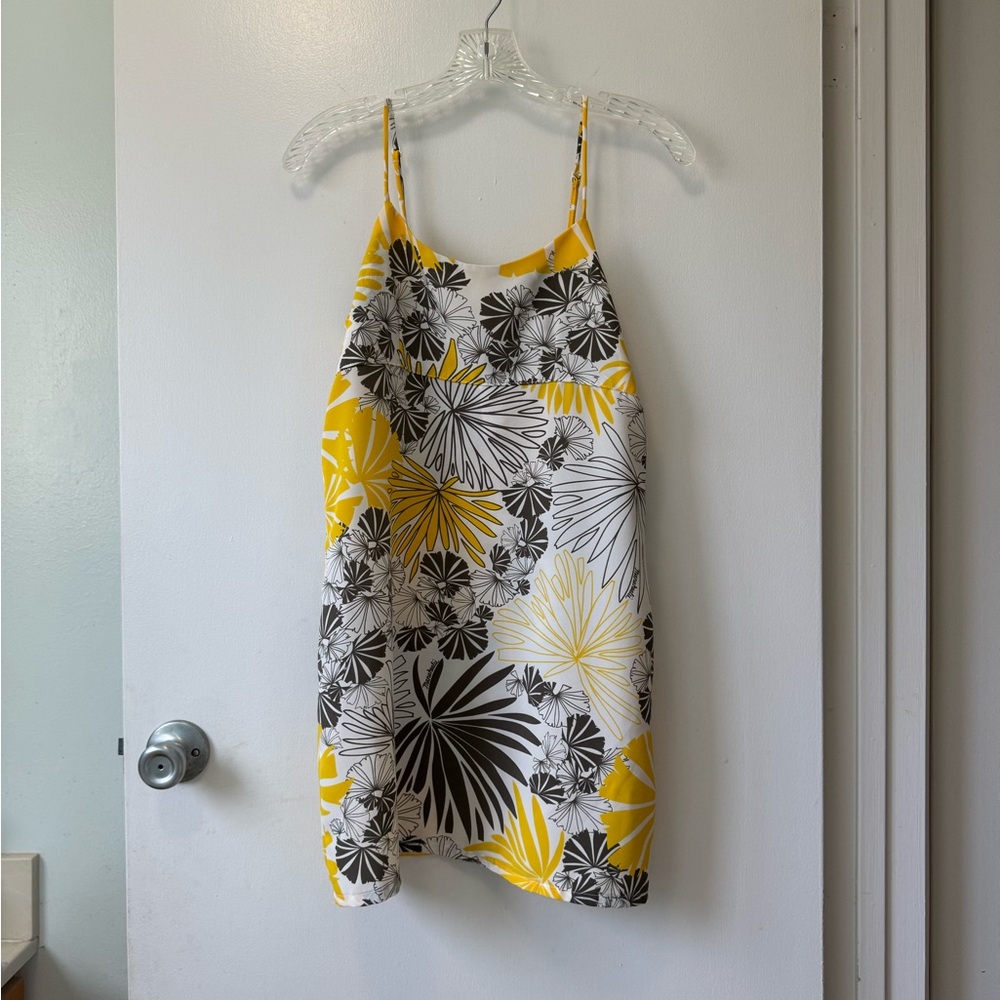 Manuhealii Dress